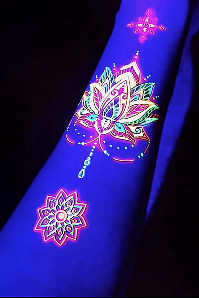 Paisley Swirl UV Light Reflective Temporary Tattoo Sticker